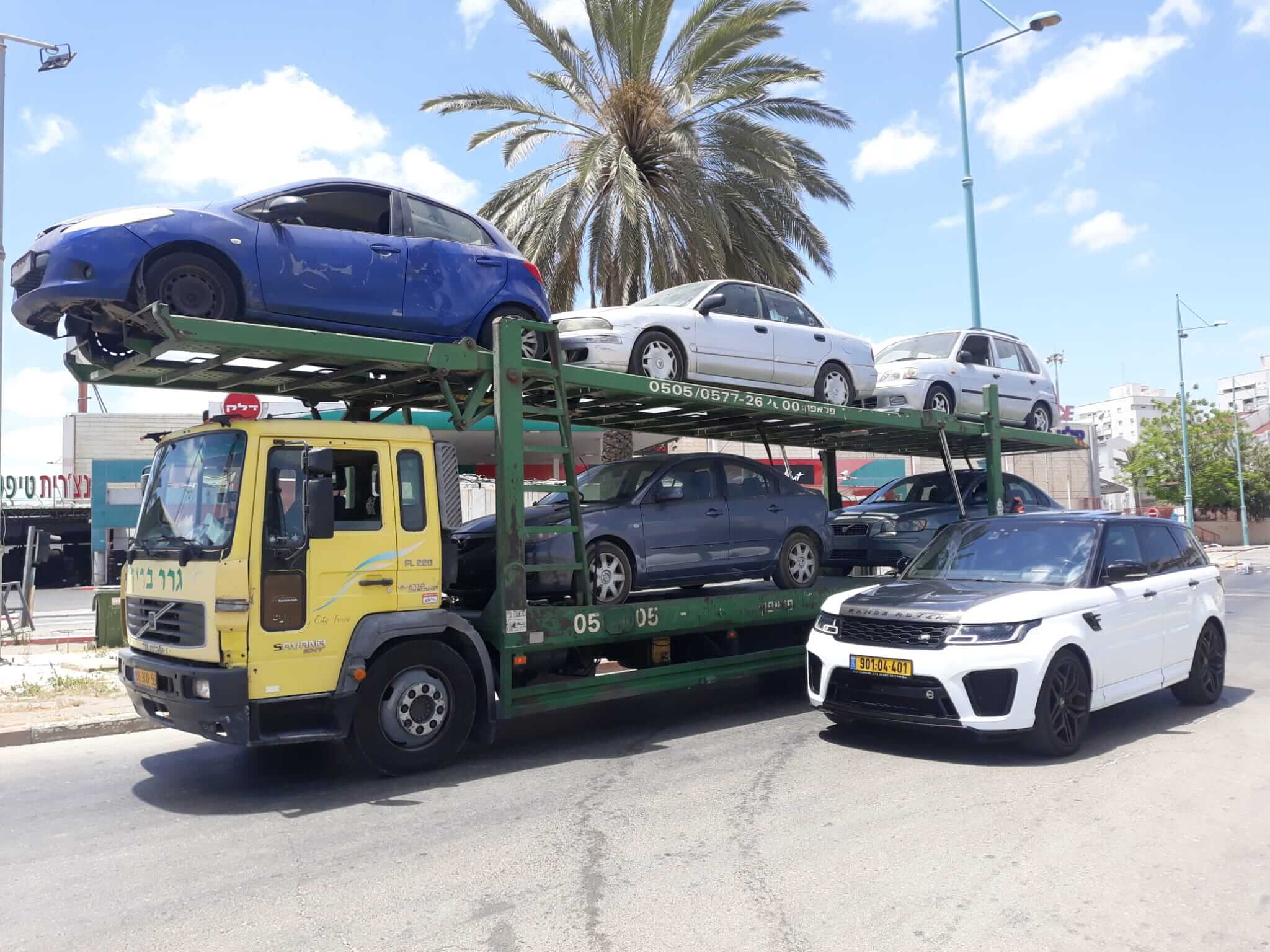 קונה רכבים לנסיעה